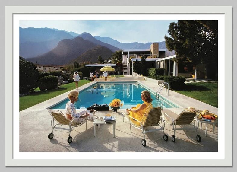 Retro pool side Host Luxury Li - Luxury Lifestyle Living recensione e prezzo