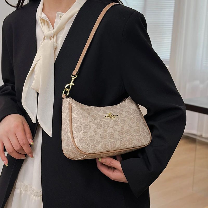 Borsa tote elegante in pelle d - Luxury Lifestyle City recensione e prezzo