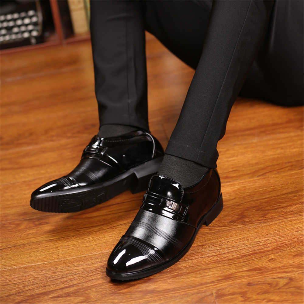 Scarpe Sportive Colorate con T - Luxury Lifestyle Design recensione e prezzo